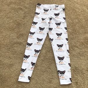No label size medium white puppy print leggings .